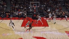 app下载-魔术遭到诅咒？萨格斯无对抗受伤 坐轮椅退出比赛